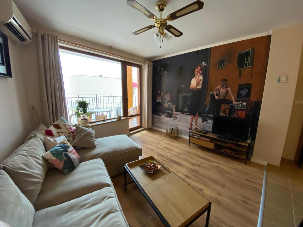 Supreme Danieli - Holiday Apartment By The Sea Balcsik Kültér fotó