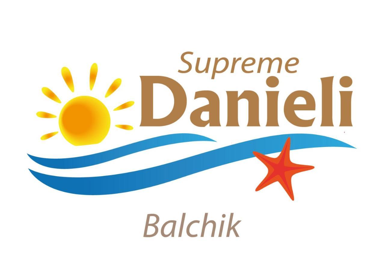 Supreme Danieli - Holiday Apartment By The Sea Balcsik Kültér fotó
